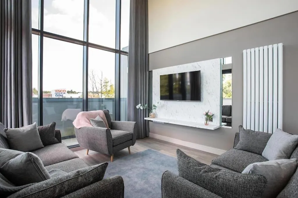 Skyline Serenity I Exquisite 3 Bedroom Ultra I Luxury Penthouse I Long Stay Belfast 0*,  Reino Unido